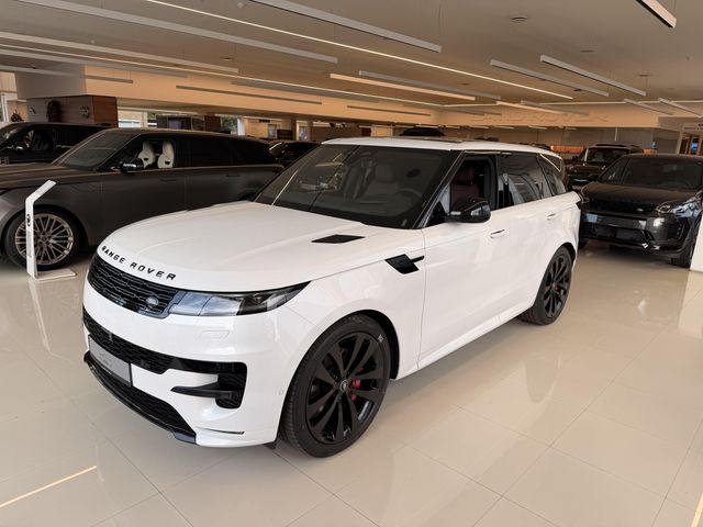 Land Rover Range Rover Sport // P460e Dynamic HSE