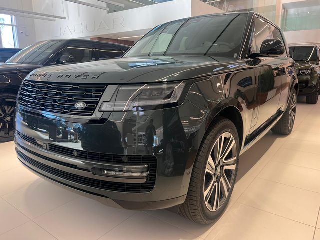 Land Rover Range Rover SWB P460E HSE