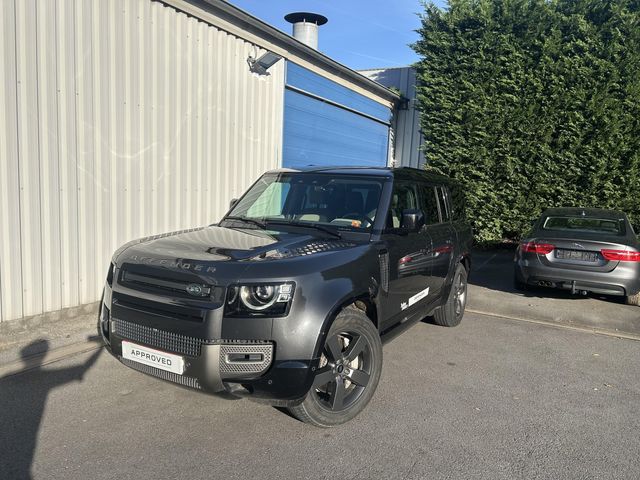 Land Rover Defender 130 D300 X-Dyn SE 8 seats