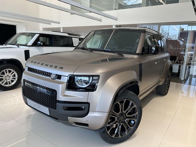 Land Rover Defender OCTA