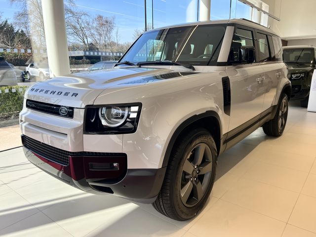Land Rover Defender S
