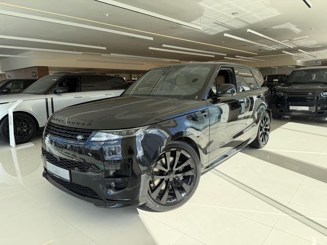 Land Rover Range Rover Sport // P460e Black Edition