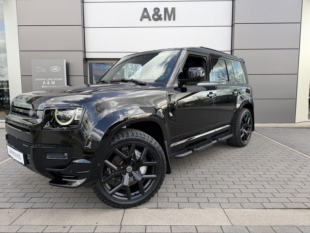 Land Rover Defender 110 D300 X-Dynamic HSE AWD Auto. 23.5MY
