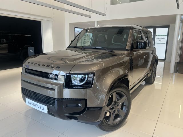 Land Rover Defender X-Dynamic SE