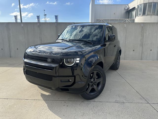 Land Rover Defender NEW MY26 - 90 D250 X-Dynamic S