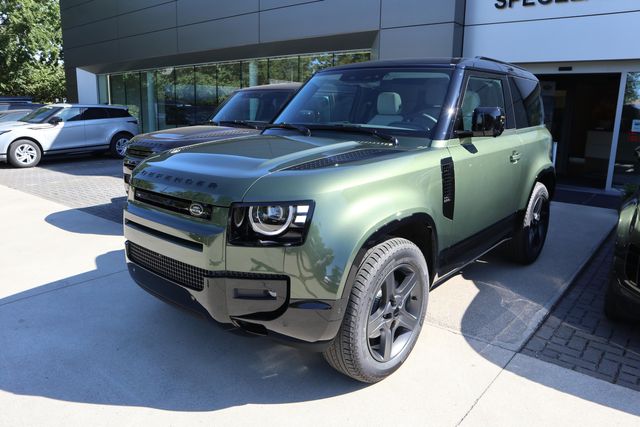 Land Rover Defender 90 D250 X-Dynamic SE AWD Auto.