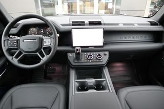 Land Rover Defender X-Dynamic SE Foto
