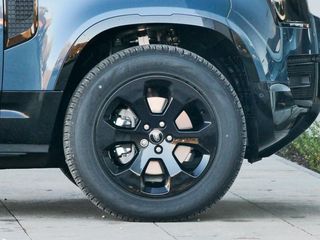 Land Rover Defender 110 D250 X-Dynamic SE AWD Auto Foto