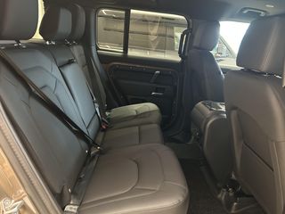 Land Rover Defender 110 S Foto