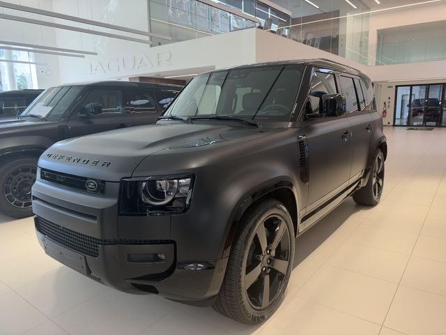 Land Rover Defender P300e X-Dynamic HSE