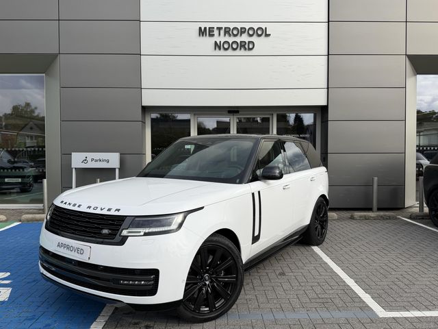 Land Rover Range Rover P550e Autobiography // TV